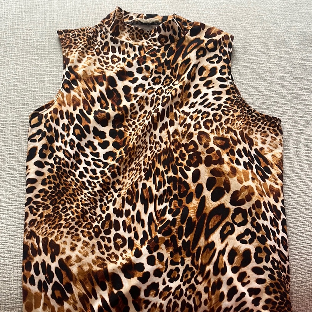 Cheetah sleeveless top